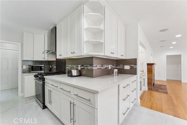 4719 Wortser, Sherman Oaks, CA 91423