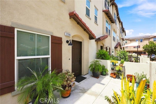 Property photo for 22318 Lily Ct, Torrance, CA
