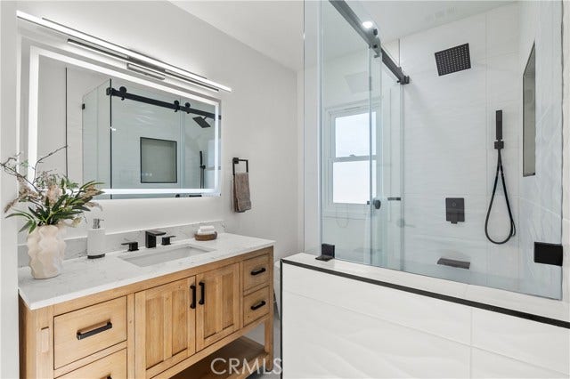 5150 E Brittain, Long Beach, CA 90808 5150 E Brittain, Long Beach, CA 90808