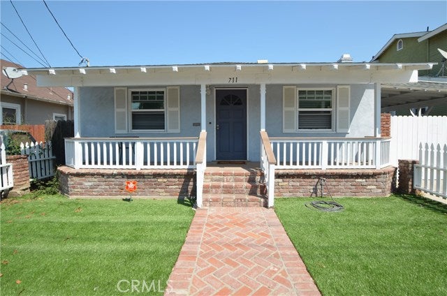 Property photo for 711 W Walnut Avenue, Orange, CA