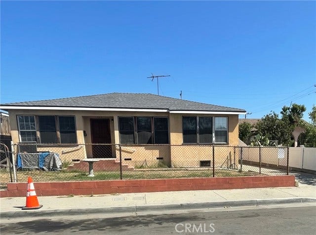 Property photo for 468 S Fetterly, Los Angeles, CA