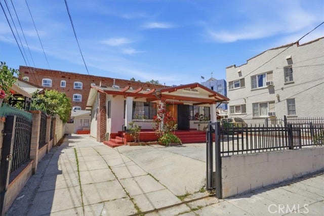 Property photo for 1257 1257 1/2 N New Hampshire, Los Angeles, CA
