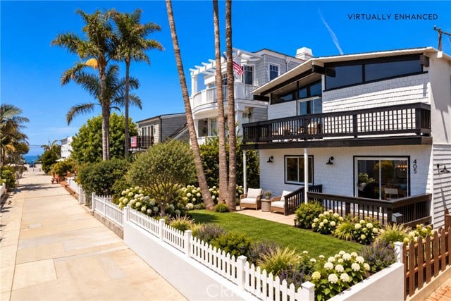 Property photo for 405 10th ST, Manhattan Beach, CA