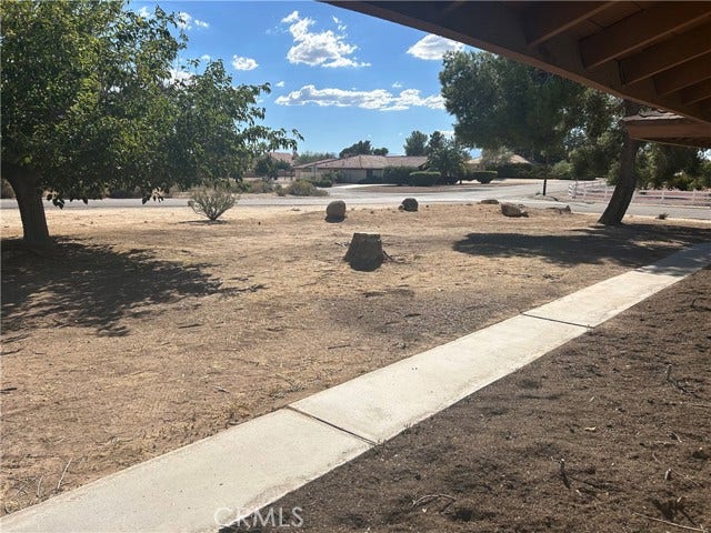 19430 Tomahawk RD, Apple Valley, CA 92307