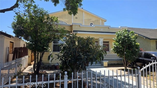 Property photo for 1326 E 9th ST, Long Beach, CA