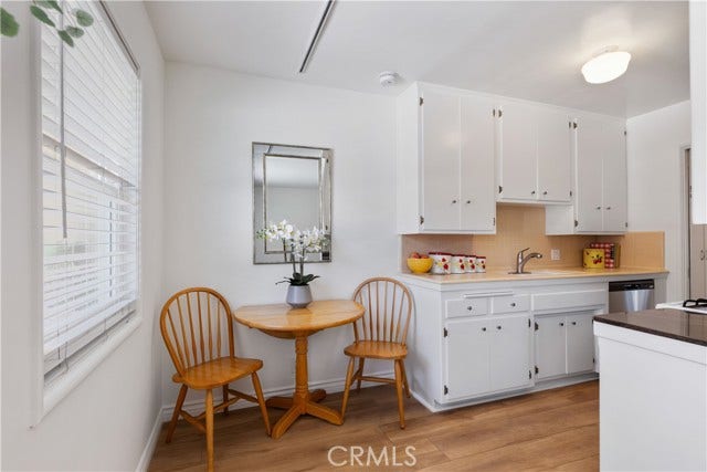 Property photo for 2075 E Appleton ST, #17, Long Beach, CA
