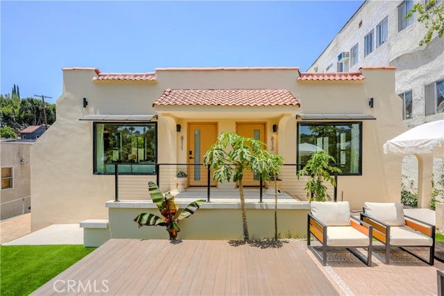 Property photo for 811 N Vendome ST, Los Angeles, CA