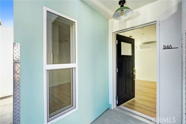 Property photo for 1146 West Blvd, Los Angeles, CA