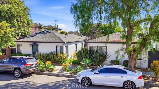 Property photo for 924 Termino AVE, Long Beach, CA