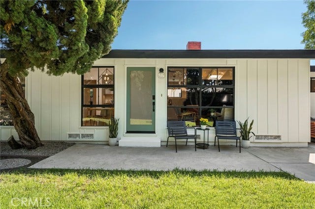 2000 Iroquois, Long Beach, CA 90815