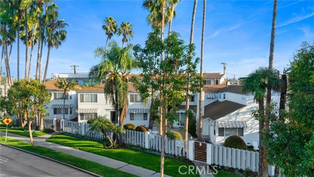 Property photo for 5120 E Livingston DR, Long Beach, CA