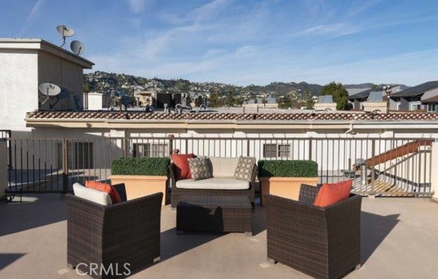 125 S Sweetzer AVE, #203, Los Angeles, CA 90048