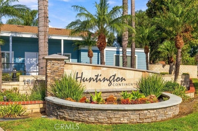 9867 Continental, Huntington Beach, CA 92646