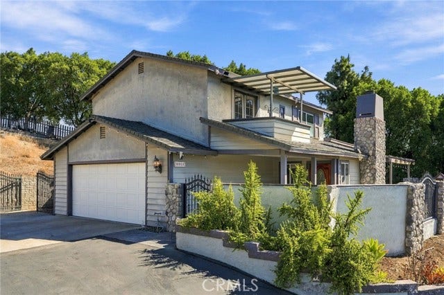 19015 Envoy, Corona, CA 92881