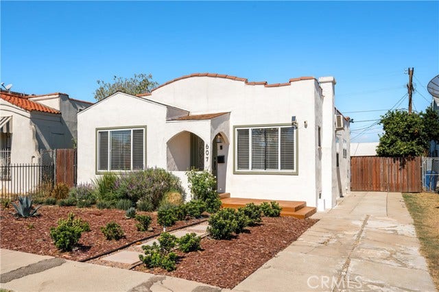 Property photo for 607 W 111th Place, Los Angeles, CA