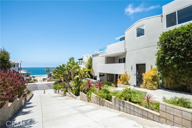 Property photo for 701 Bayview Drive, Manhattan Beach, CA