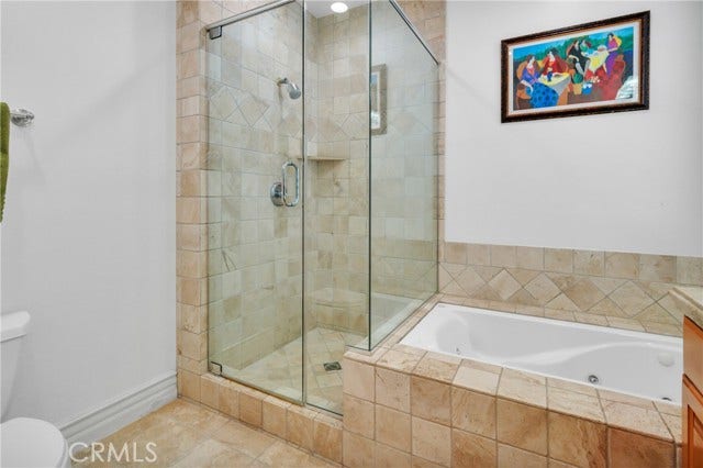 2213 Gates AVE, #A, Redondo Beach, CA 90278