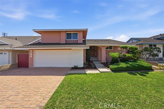 Property photo for 18216 Manhattan PL, Torrance, CA