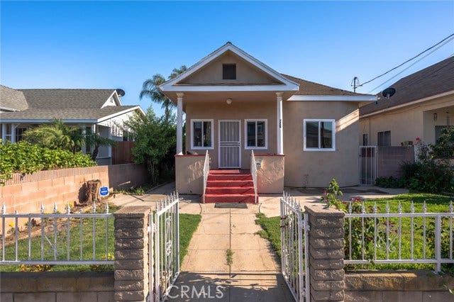 Property photo for 337 W 10th ST, San Pedro, CA