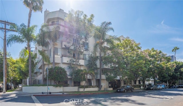 Property photo for 500 S Berendo ST, #102, Los Angeles, CA