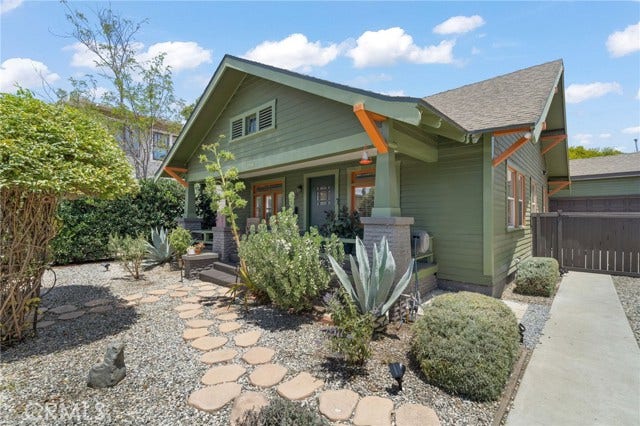 Property photo for 1014 Magnolia, Long Beach, CA