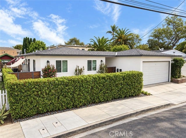 Property photo for 4409 E 10th ST, Long Beach, CA