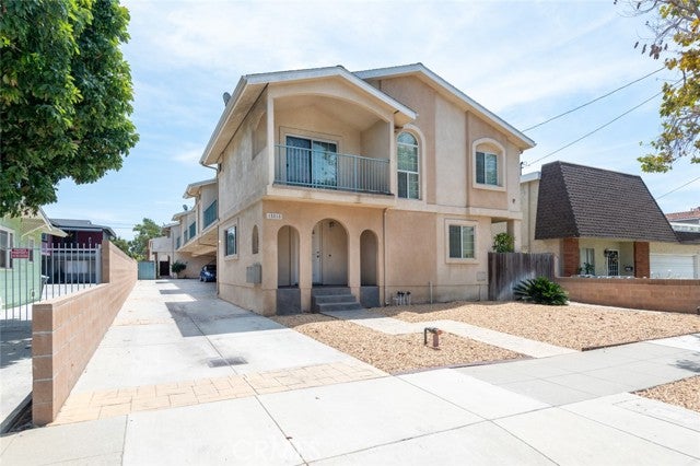 Property photo for 15818 Halldale Avenue, #2, Gardena, CA