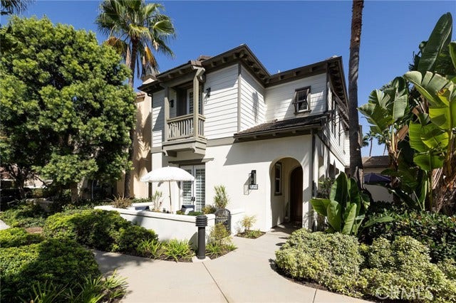 21255 Lorca CIR, Huntington Beach, CA 92648 21255 Lorca CIR, Huntington Beach, CA 92648