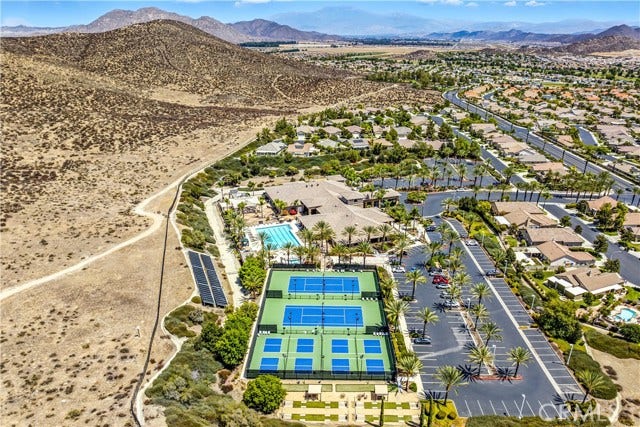29226 Winding Brook DR, Menifee, CA 92584 Community