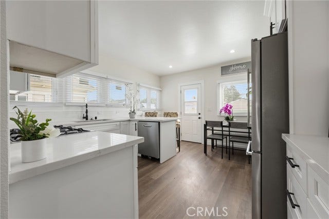 Property photo for 1550 W 70th St, Los Angeles, CA