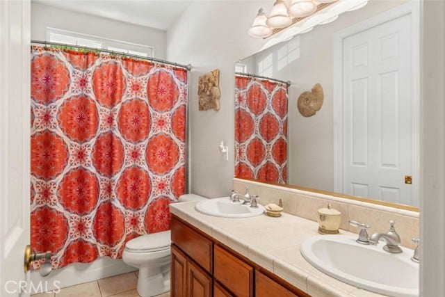 1 London CT, Chico, CA 95973