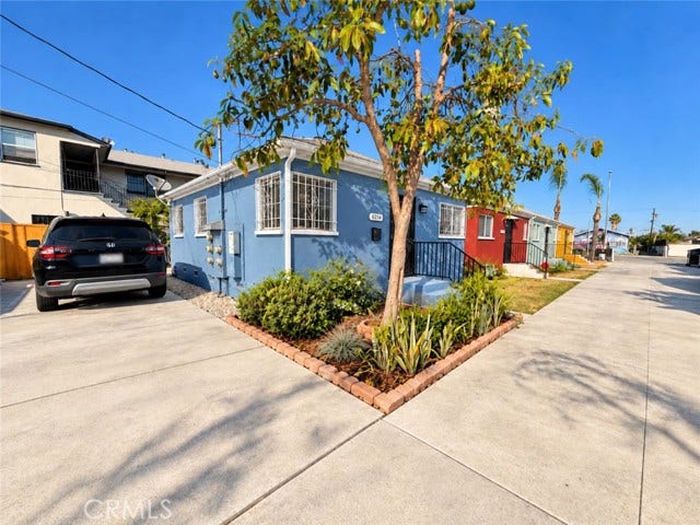 6207 Crenshaw, Los Angeles, CA 90043