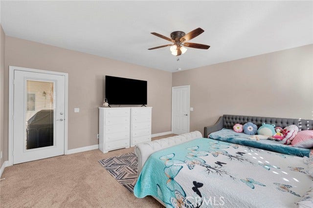 6980 Oak View CT, Oak Hills, CA 92344 6980 Oak View CT, Oak Hills, CA 92344