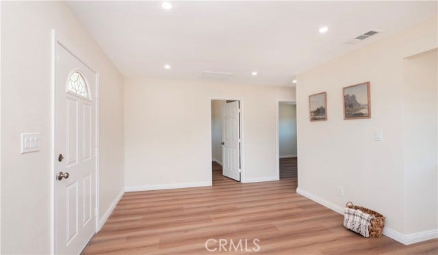 Living/dining areas