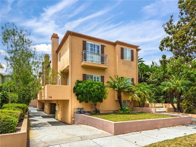 Property photo for 703 Main ST, #2, El Segundo, CA