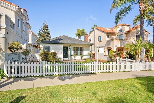 Property photo for 528 N Lucia Avenue, Redondo Beach, CA