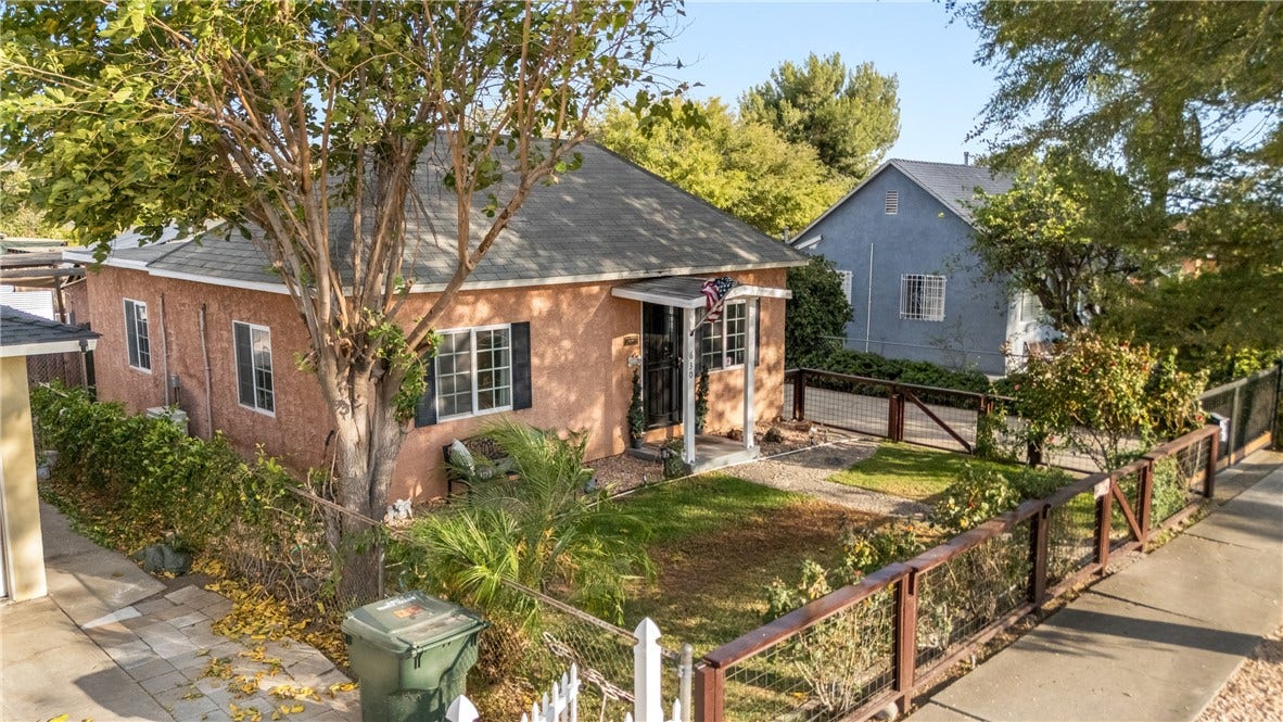 630 N 5th AVE, Upland, CA 91786 630 N 5th AVE, Upland, CA 91786