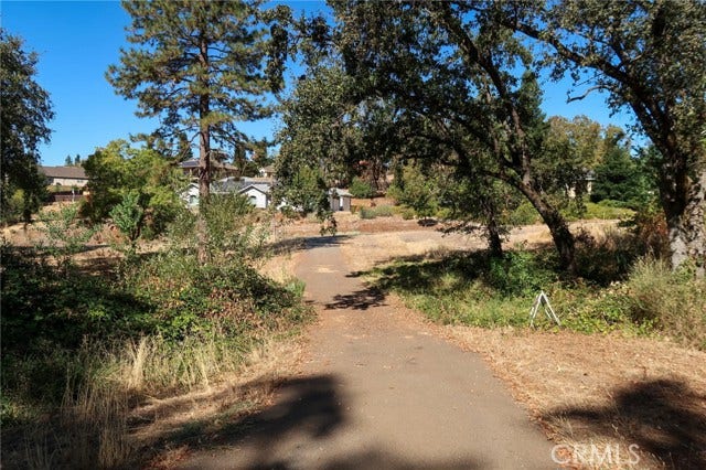 122 Valley View DR, Paradise, CA 95969