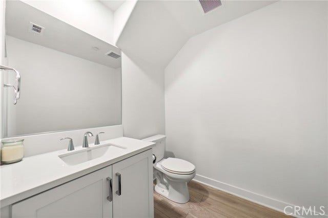 253 Waypoint, Tustin, CA 92782