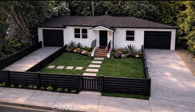 Property photo for 974 978 W 5th, San Pedro, CA