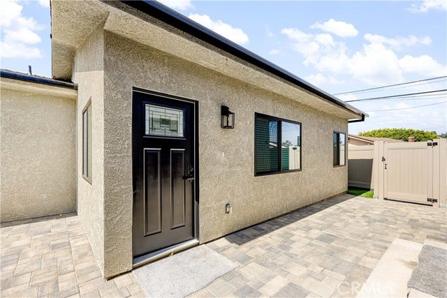 Property photo for 4042 Somers, Los Angeles, CA