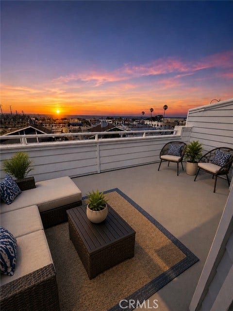 407 Anita, #B, Redondo Beach, CA 90278 Spectacular Ocean Views & Coastal Sunsets