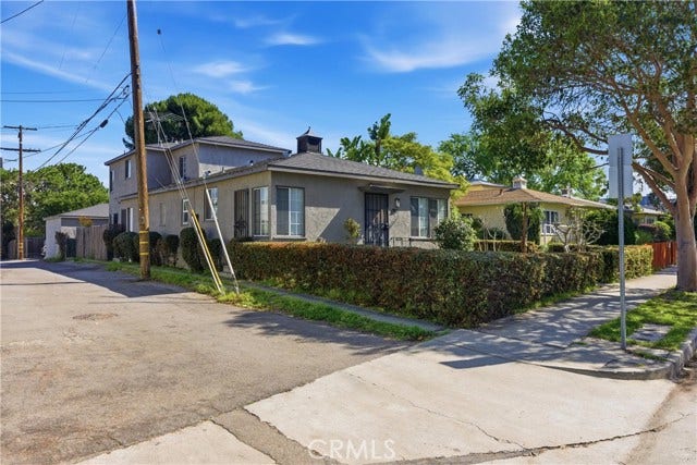 Property photo for 2117 Stewart ST, Santa Monica, CA