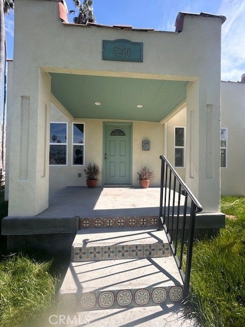Property photo for 5200 S St Andrews Place, Los Angeles, CA