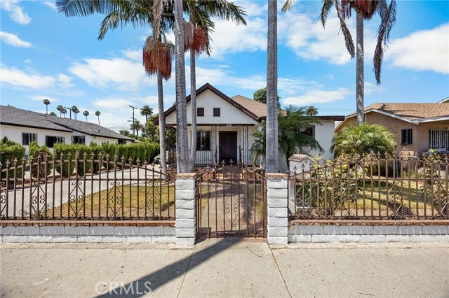 Property photo for 6421 Converse AVE, Los Angeles, CA