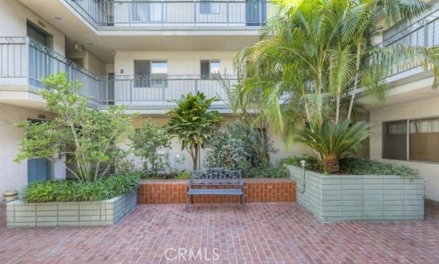 Property photo for 4614 27 Finley, Los Angeles, CA