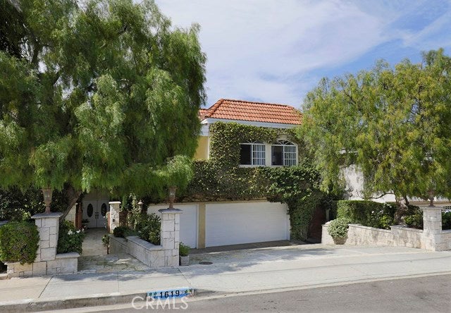 Property photo for 1619 6th Street, Manhattan Beach, CA