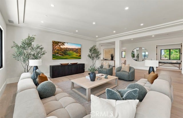76 Hillcrest LN, Newport Beach, CA 92660