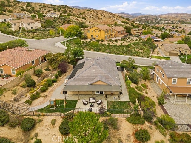 38462 Siamese Ln, Palmdale, CA 93551