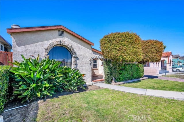 Property photo for 1617 W 80th ST, Los Angeles, CA